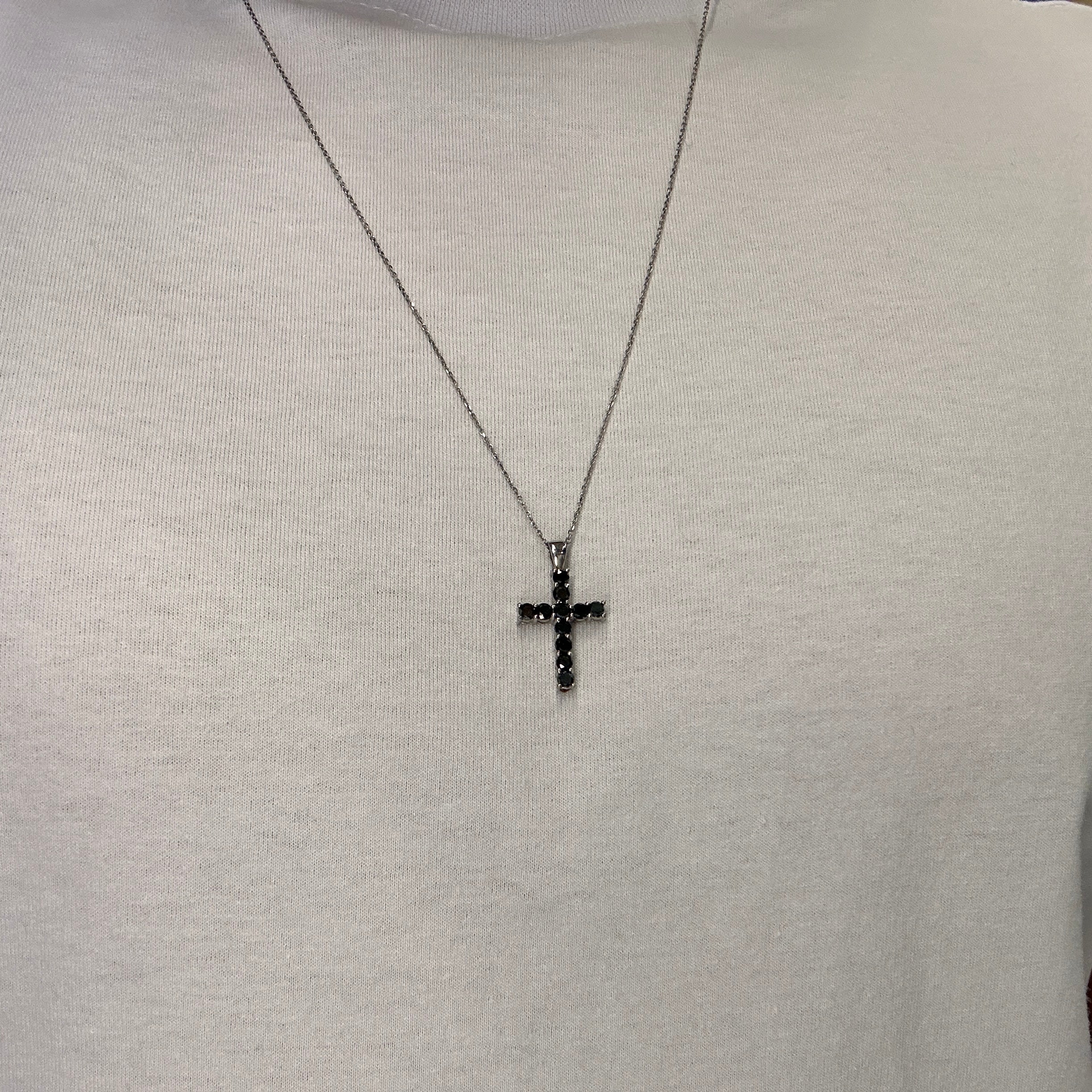 Pingente Crucifixo Médio Diamante Negro em Ouro Branco