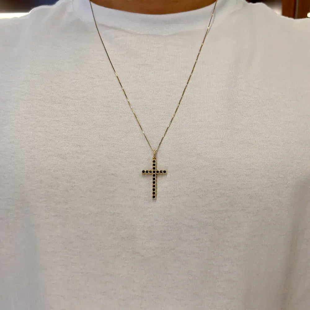 Pingente Crucifixo Médio Diamantes Negros em Ouro 18k