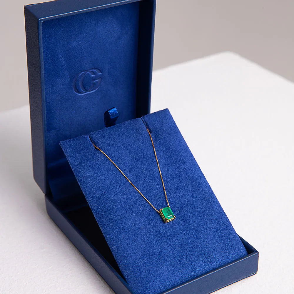 Pingente Esmeralda Brasileira 6x8 em Ouro 18k