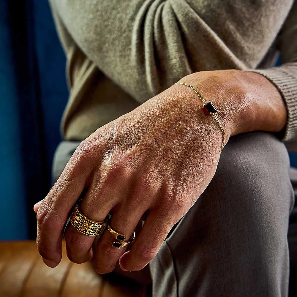 Pulseira Piastrine Ouro 18k com Granada Central 6x4