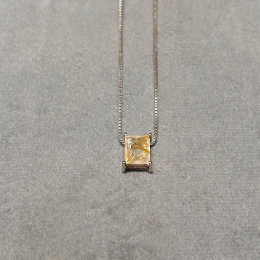 Colar Solitário Quartzo Rutilado 10x8