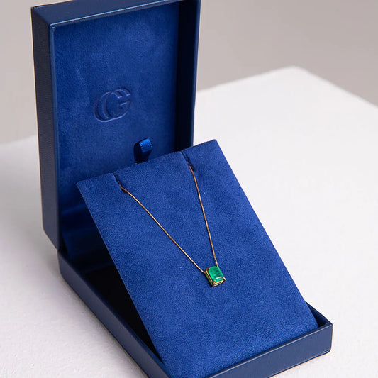 Pingente Esmeralda Brasileira 6x8 em Ouro 18k