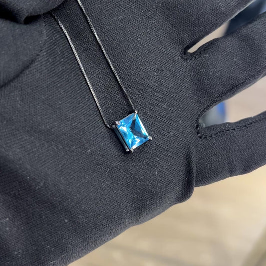 Colar Solitário Topázio Suíço 10x8